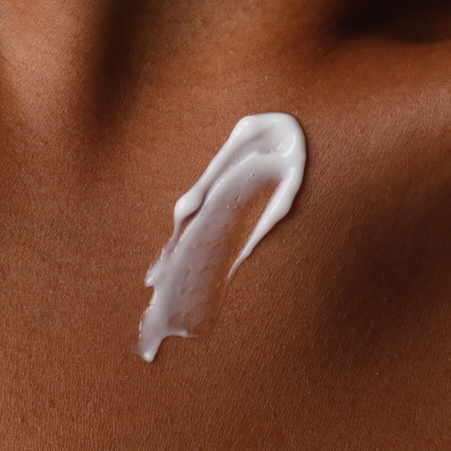 natural-moisturizing-factors-inulin-body-lotion-e9 ORD-Body-Care-Bundles-Brief-NMF-application-shot.jpg